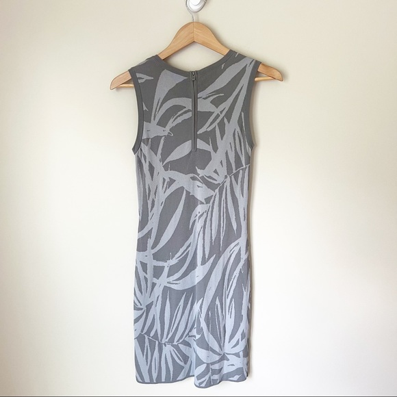 Tommy Bahama Dunbar Palm Knit Sleeveless Sheath Dress Harbor Grey XXS NWT - Picture 10 of 11